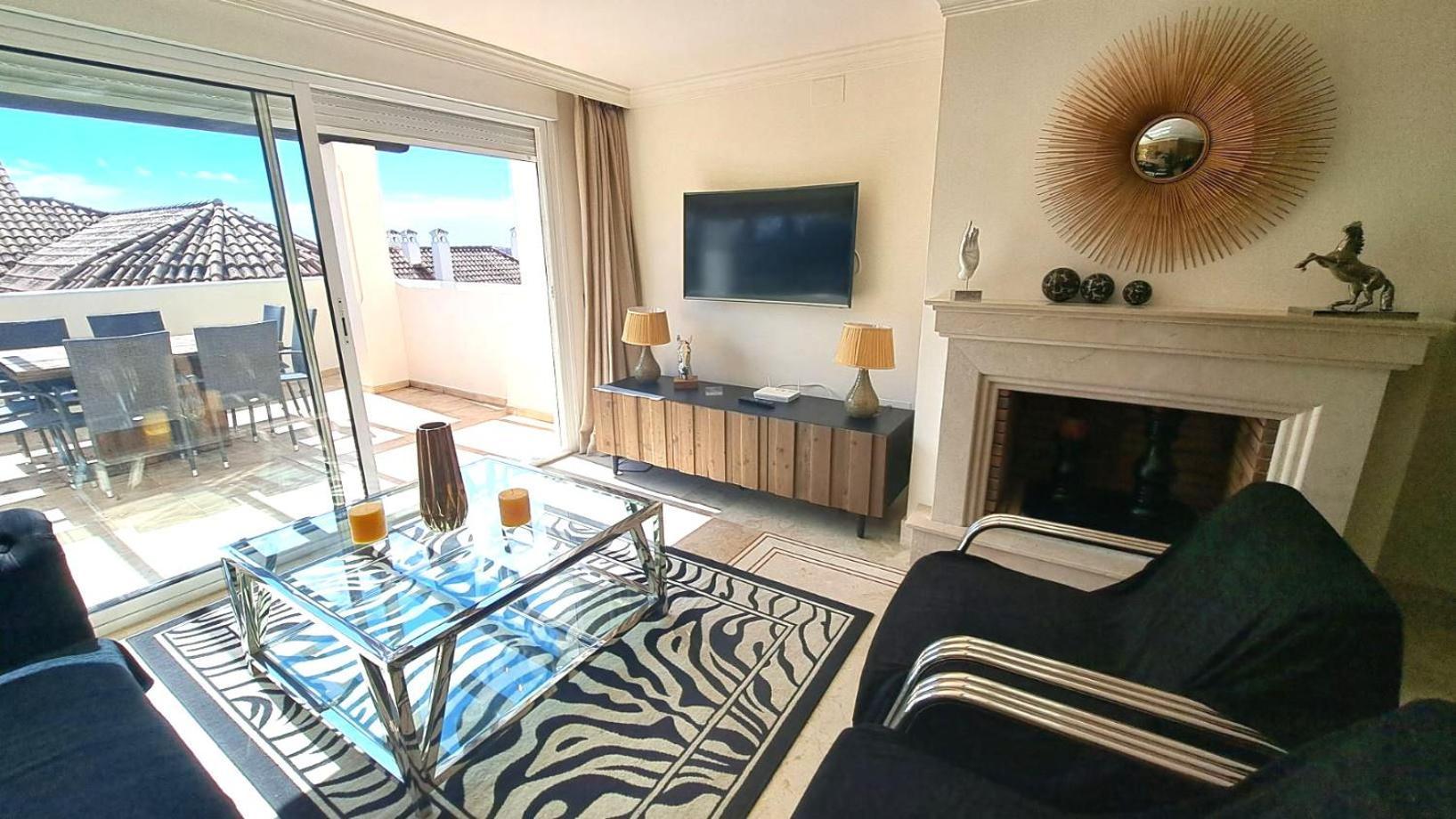 Appartement Aloha Hill Club à Marbellac Extérieur photo